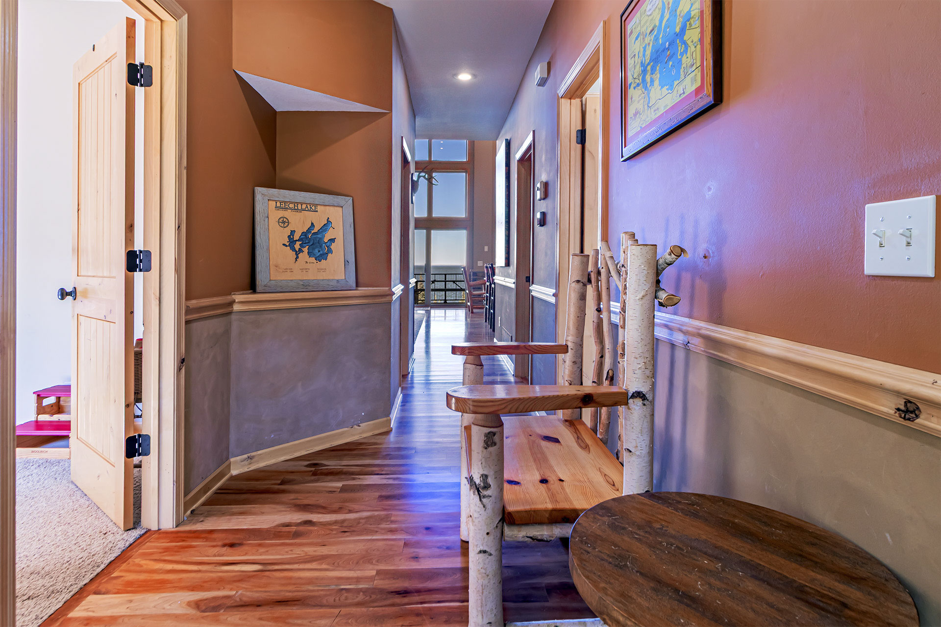 Northern Waters Lodge - Entry - p02