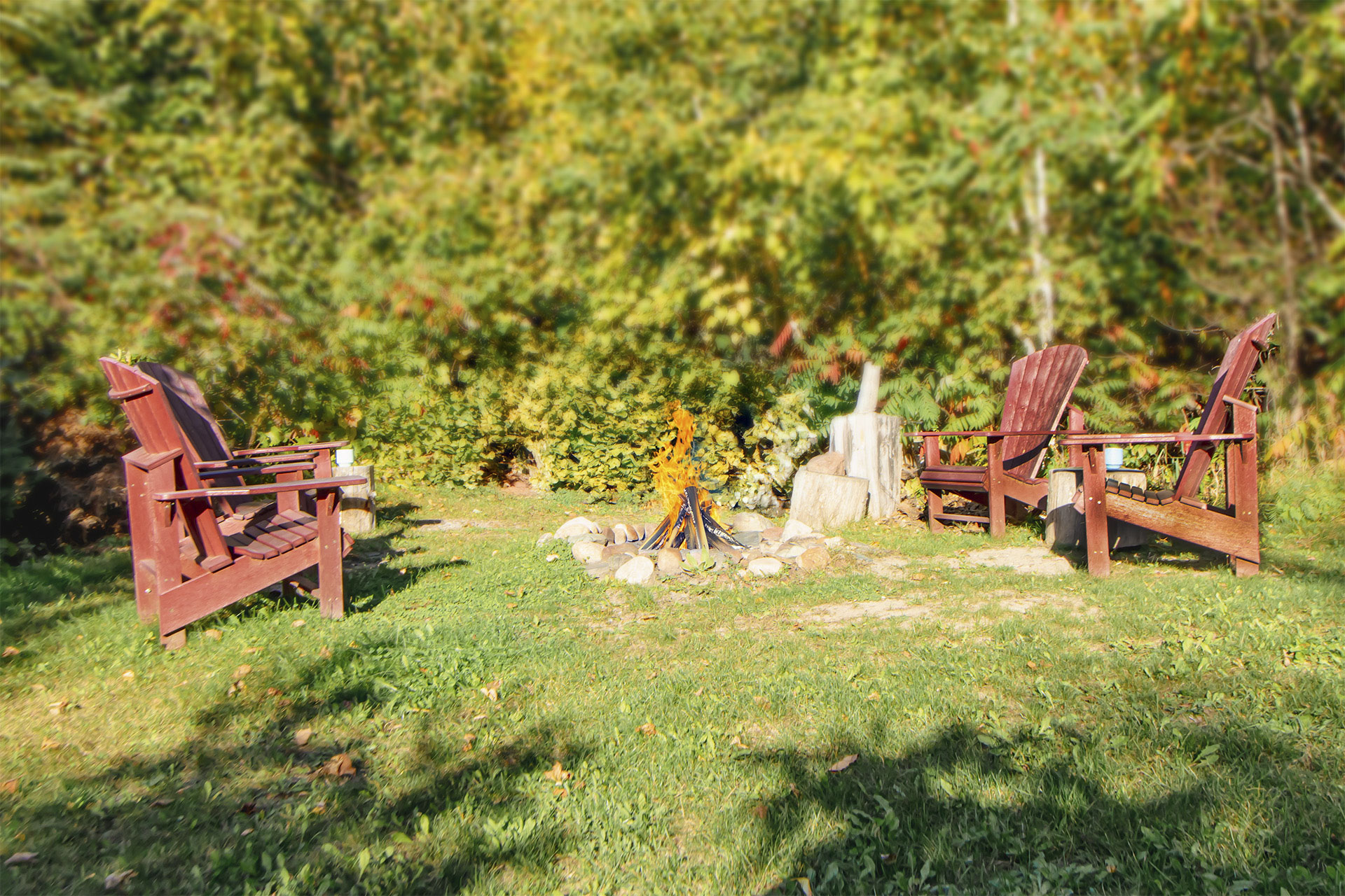 Northern Waters Lodge - Firepit - p03